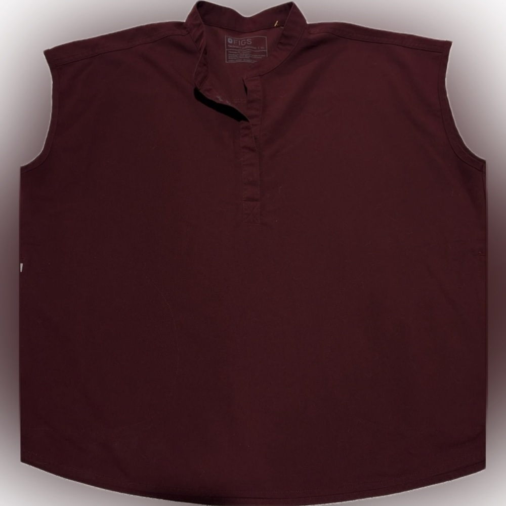 Figs Women’s Burgundy Scrub Set